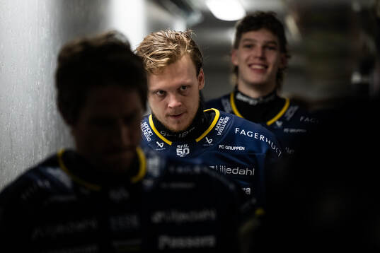HV71s Linus Lindström