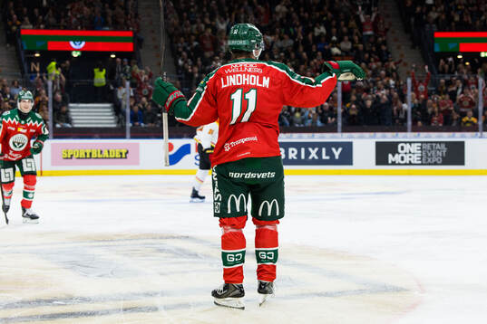 Frölundas Max Lindholm jublar