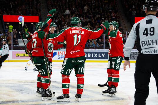 Frölundas Max Lindholm jublar