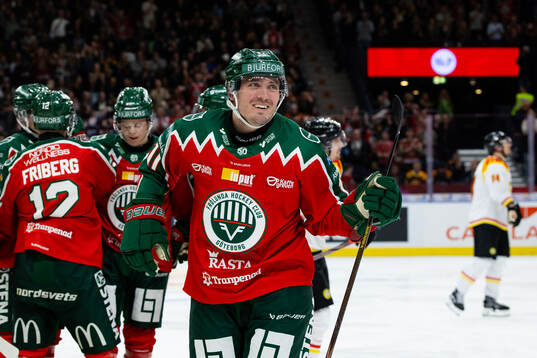 Frölundas Max Lindholm jublar