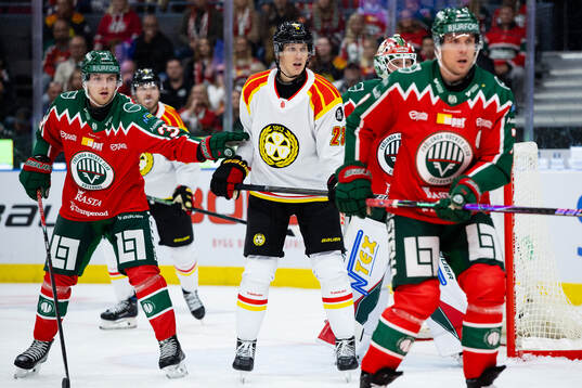 Frölundas Linus Högberg och Brynäs Oskar Lindblom
