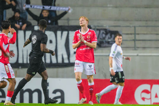 Kalmars Malcolm Stolt deppar