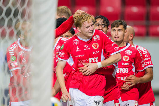 Kalmars Malcolm Stolt jublar