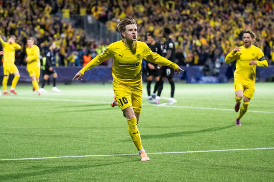 Jens Petter Hauge of Bodø/Glimt celebrates
