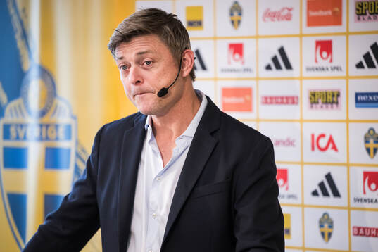 Head coach Jon Dahl Tomasson of the Swedish national