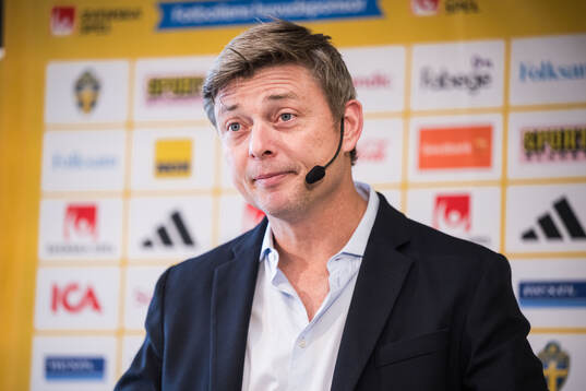 Head coach Jon Dahl Tomasson of the Swedish national