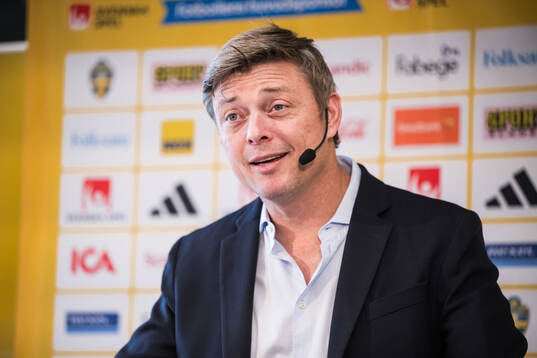 Head coach Jon Dahl Tomasson of the Swedish national