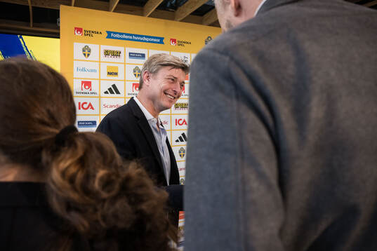 Head coach Jon Dahl Tomasson of the Swedish national