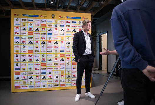 Head coach Jon Dahl Tomasson of the Swedish national