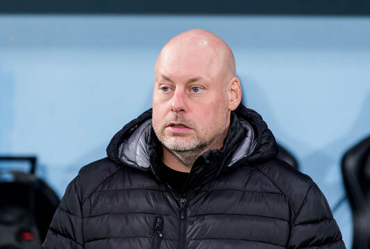 Malmö FFs tränare Jonas Valfridsson deppar