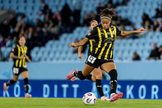 Häckens Felicia Schröder