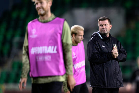 coach Jens Gustafsson