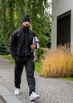 Sead Haksabanovic arrives at the hotel