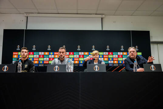 Lasse Berg Johnsen, Head coach Anes Mravac, Press officer
