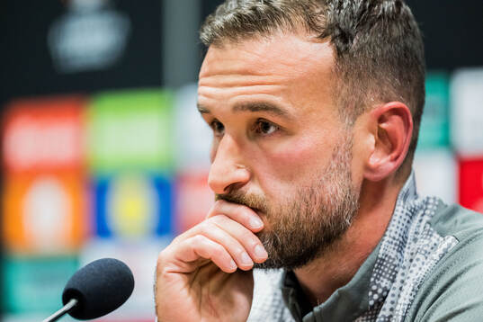 Head coach Anes Mravac