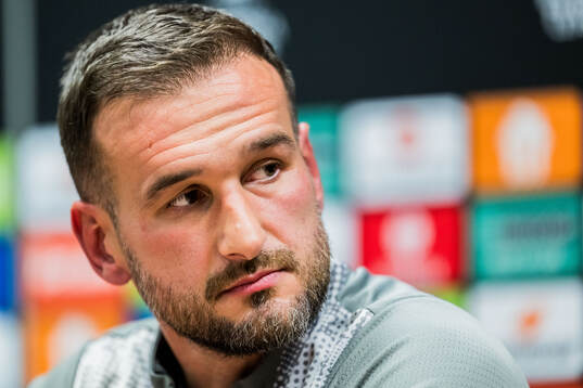 Head coach Anes Mravac