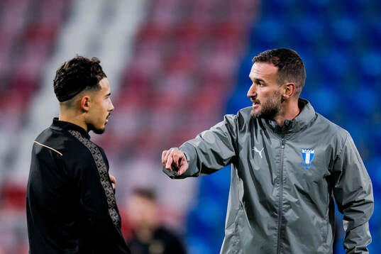 Adrian Skogmar and Head coach Anes Mravac