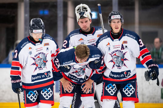 Halmstads Tom Johansson har ont