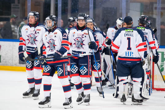 Halmstads spelare jublar