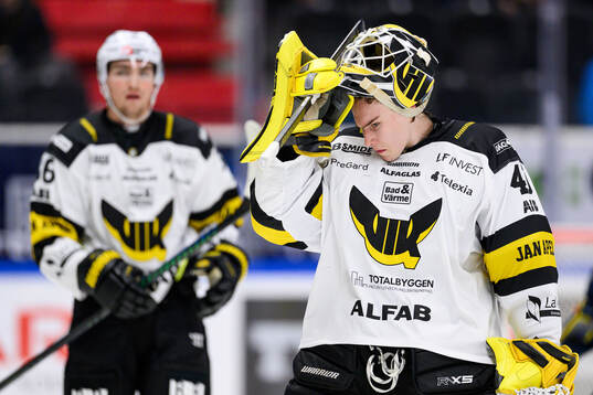 Västerås målvakt Rasmus Korhonen deppar