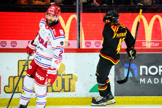 Brynäs Lucas Pettersson jublar