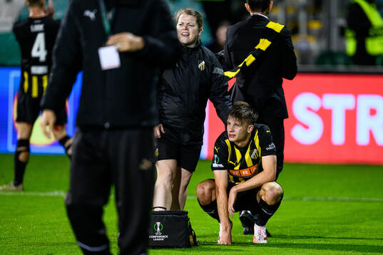 Adrian Svanbäck of Häcken looks dejected