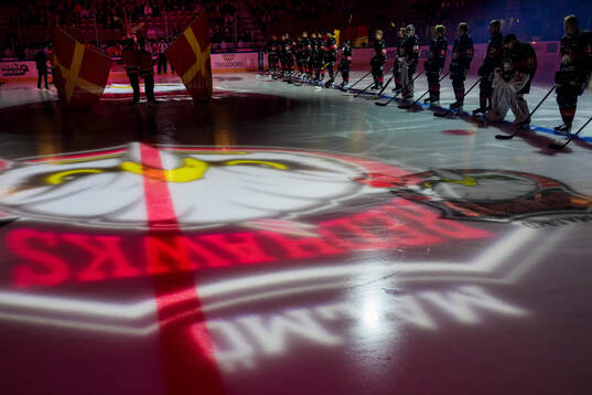 Malmö Redhawks spelare ställer upp