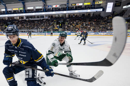 Bläddra bland fler bilder av Ishockey, SHL, HV71 - Färjestad