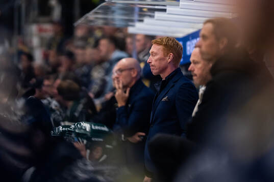 Färjestads tränare Jörgen Jönsson deppar
