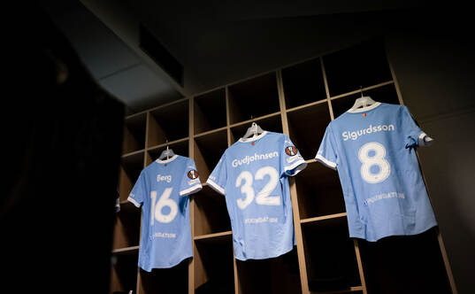 The kits of Oliver Berg, Daniel Gudjohnsen and Arnor