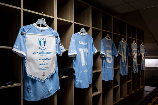 General view of the matchday pennant in the dressing room