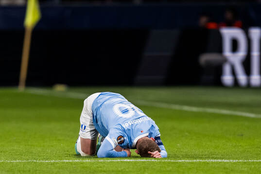 Anders Christiansen of Malmö FF in pain