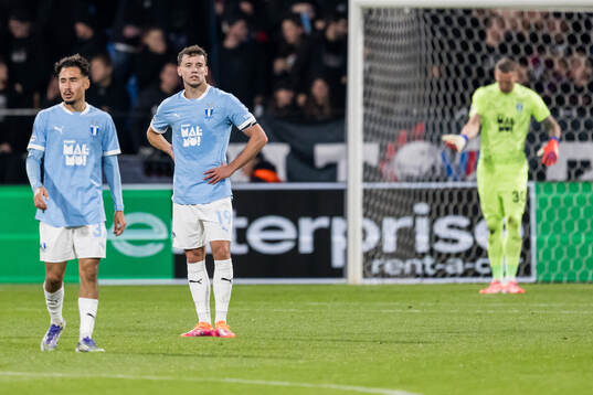 Colin Rösler of Malmö FF looks dejected