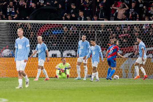 Goalkeeper Robin Olsen of Malmö FF looks dejected