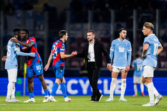Milan Havel of Viktoria Plzen and Head coach Anes Mravac of