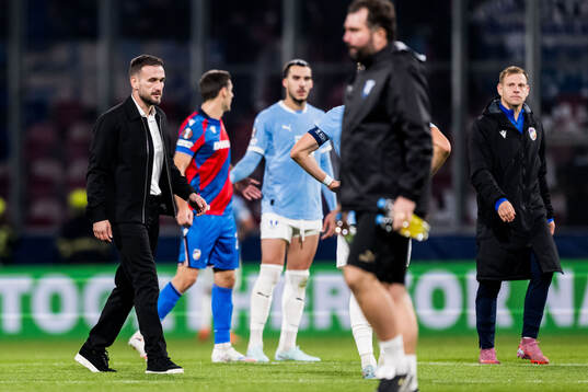 Head coach Anes Mravac of Malmö FF looks dejected
