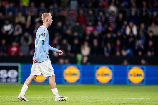 Daniel Gudjohnsen of Malmö FF leaves the pitch