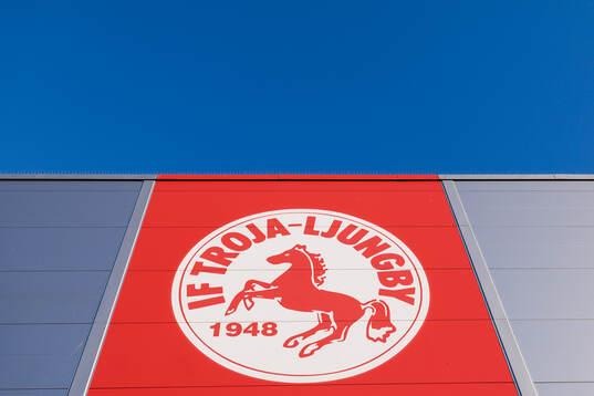Troja/Ljungbys klubbmärke på SP arena