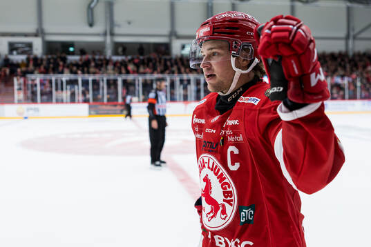 Troja/Ljungbys Dennis Fröland jublar