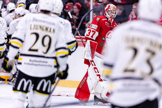 Troja/Ljungbys målvakt Jonathan Stålberg deppar