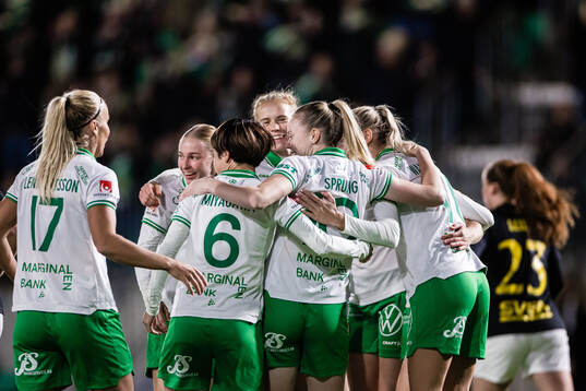 Hammarbys Bea Sprung jublar med Stina Lennartsson, Emilie