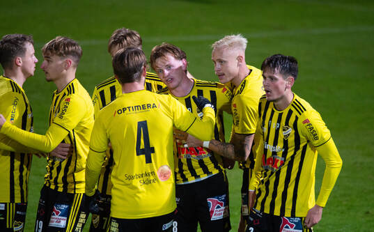 IFK Hässleholms Sam Hegdal har gjort 3-2 på övertid och