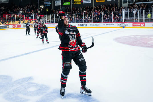 Nybros Marcus Bergman jublar