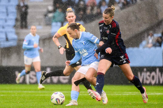 Malmö FFs Miljana Ivanovic och Rosengårds Thea Sørbo