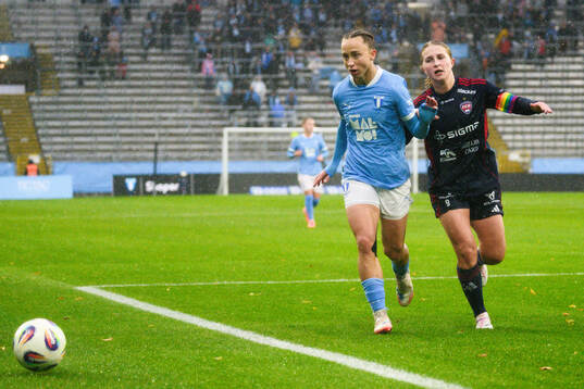 Malmö FFs Miljana Ivanovic och Rosengårds Hanna Andersson