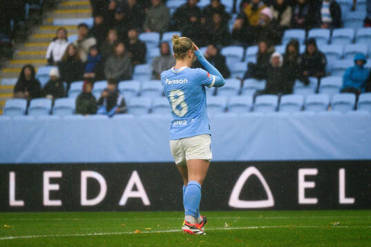 Malmö FFs Mia Persson deppar