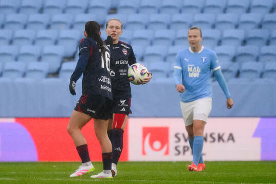 Rosengårds Emilia Larsson jublar