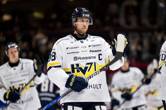HV71s Olle Alsing deppar