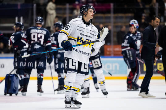 HV71s Nikola Pasic deppar