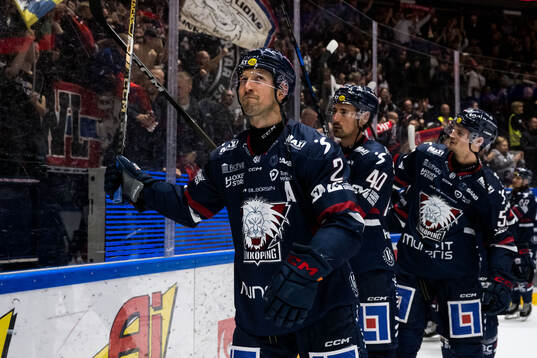 Linköpings Rasmus Rissanen jublar